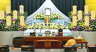 生花祭壇プラン+お棺をランクアップ