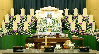 白木祭壇プラン+祭壇生花飾り