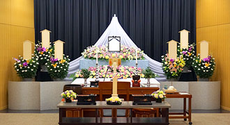 生花祭壇プラン+お棺をランクアップ